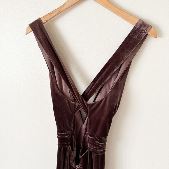 Revelry Women’s Dylan Velvet Criss Cross Open Back Bridesmaids Dress in Dusty Pu - Picture 7 of 12